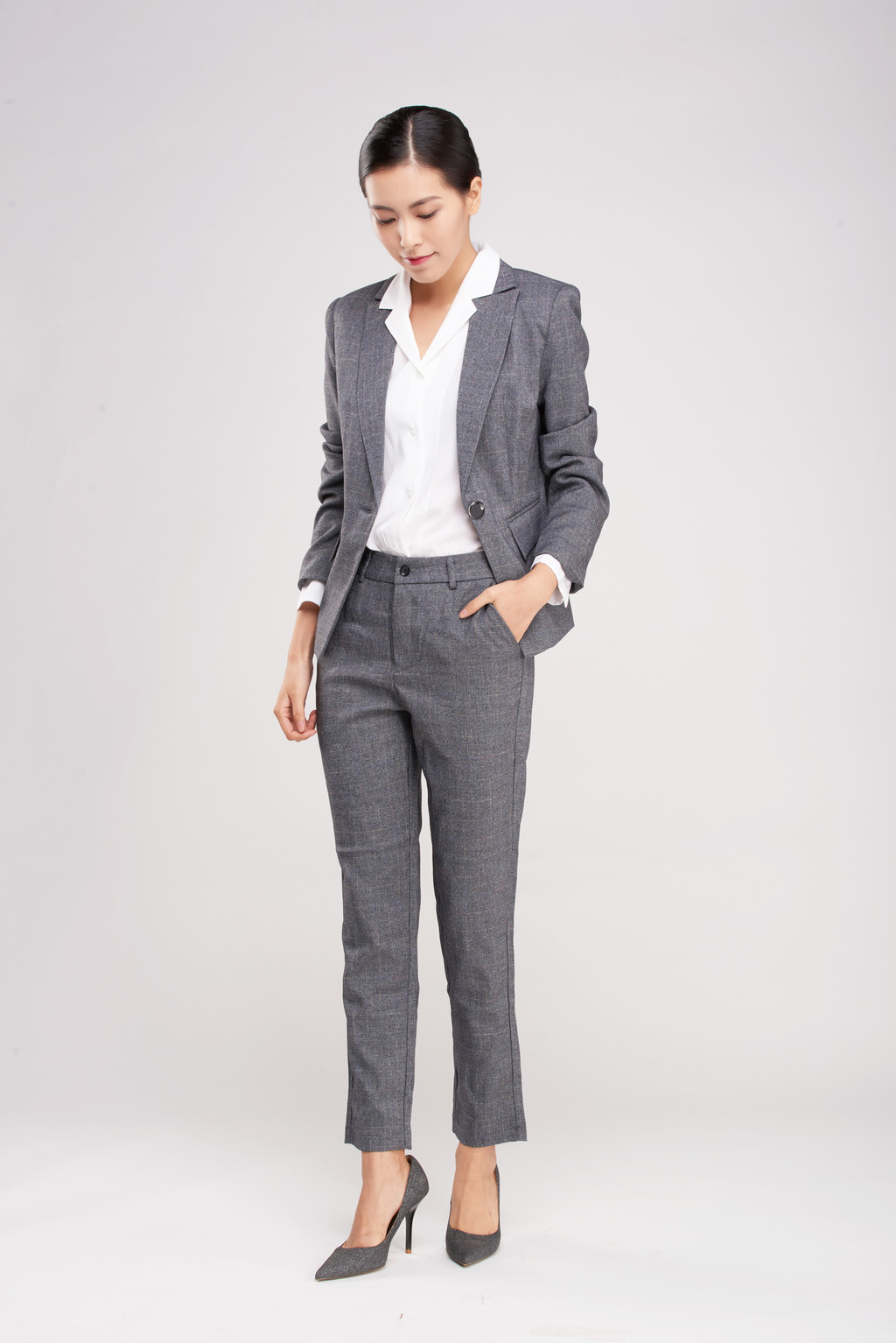 女性商务形象照背景图片