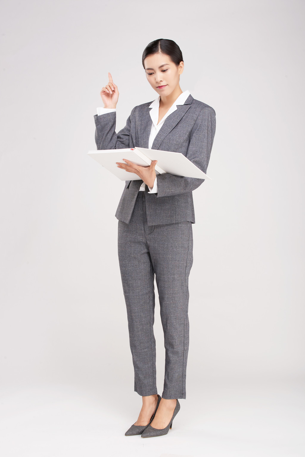 女性商务形象照背景图片