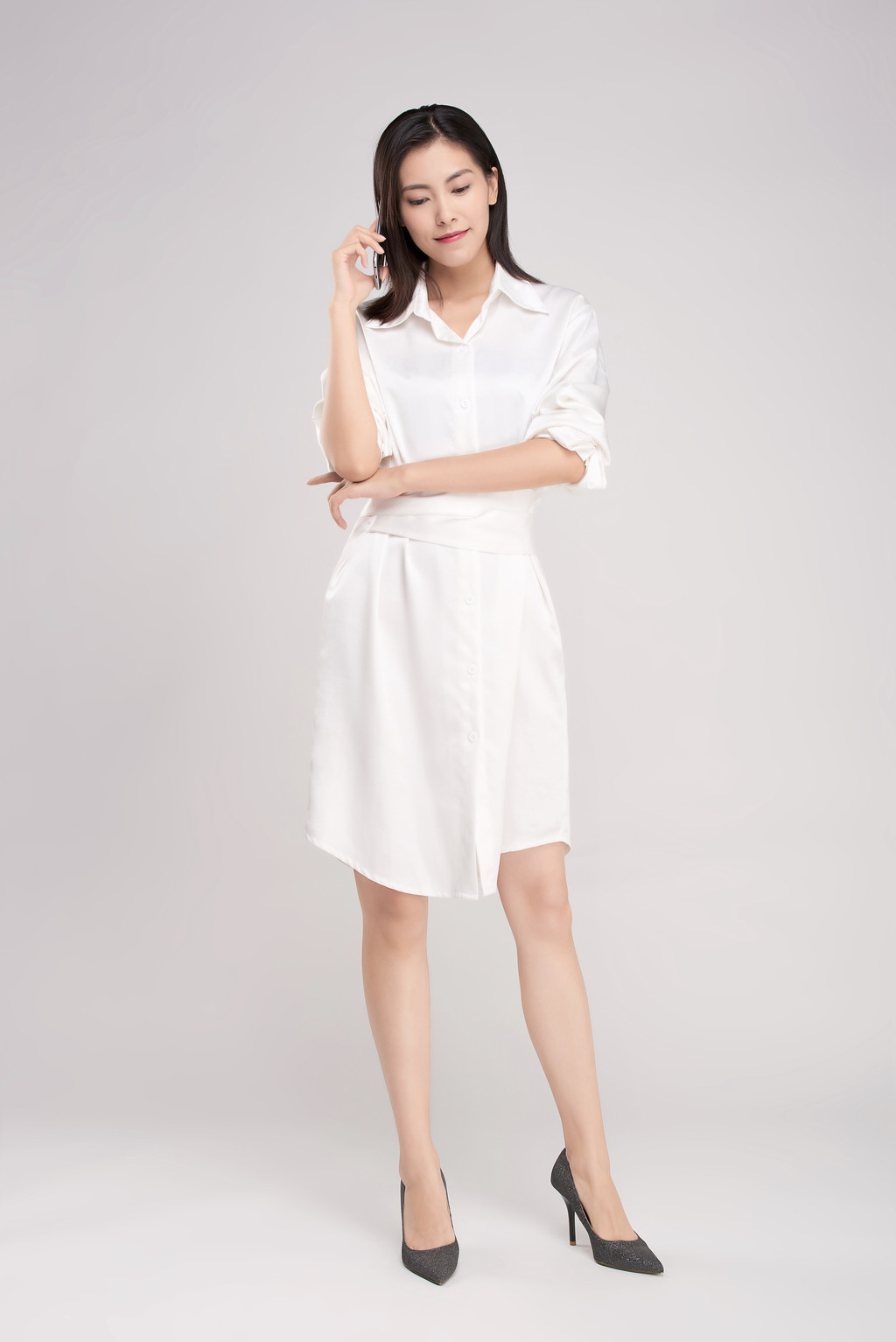 商务女性打电话背景图片