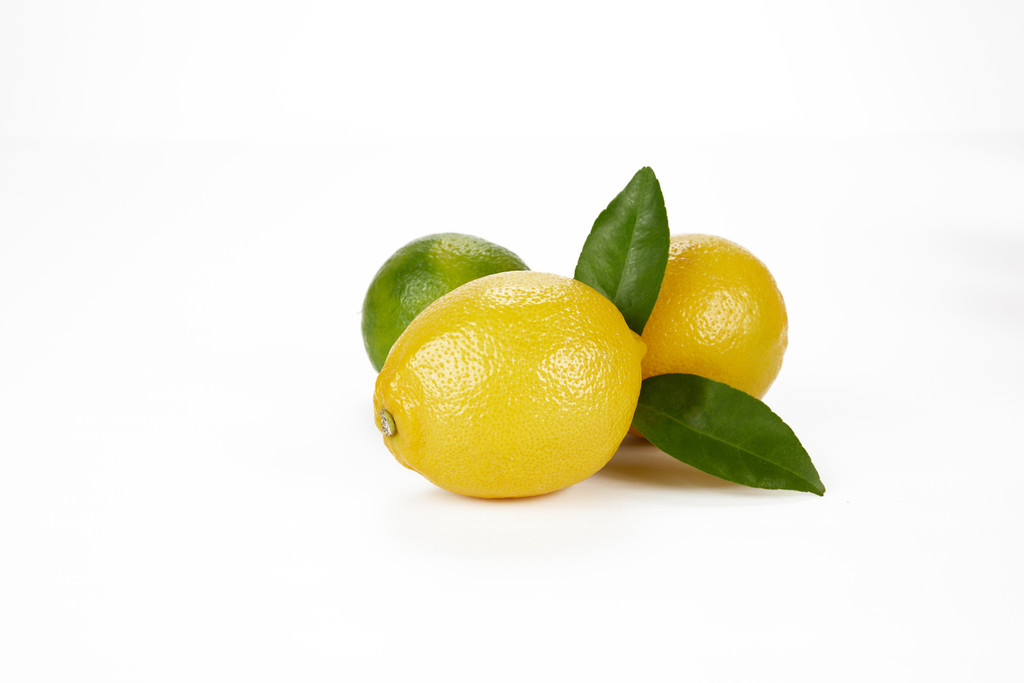 极简清新水果柠檬背景图片