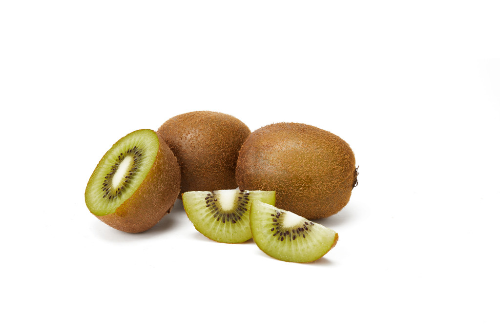 极简清新水果猕猴桃背景图片