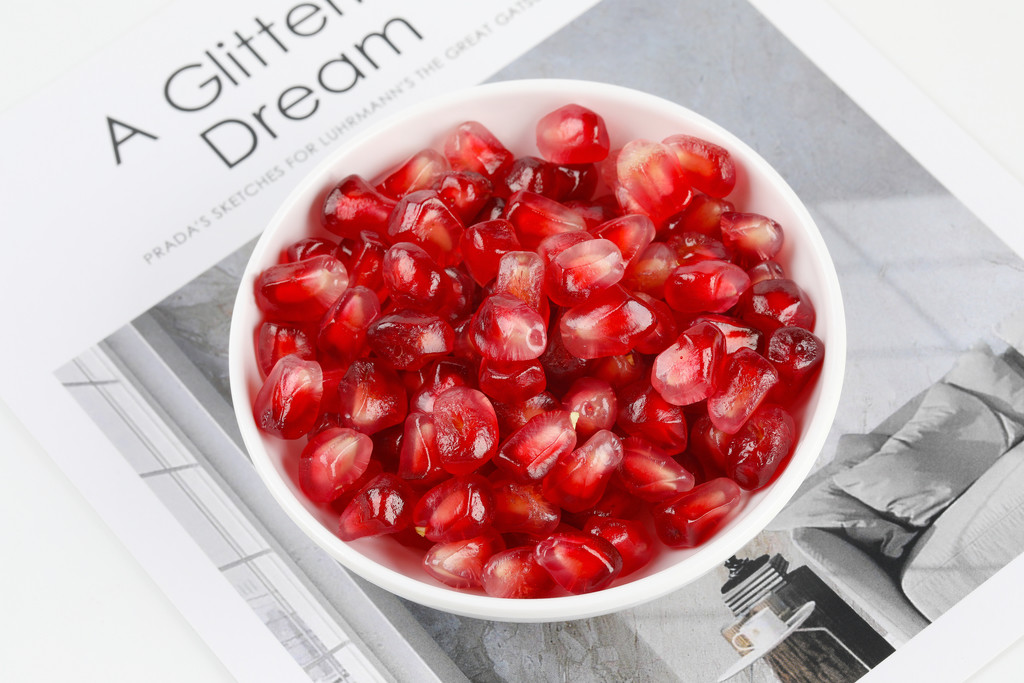 文艺小清新石榴背景图片