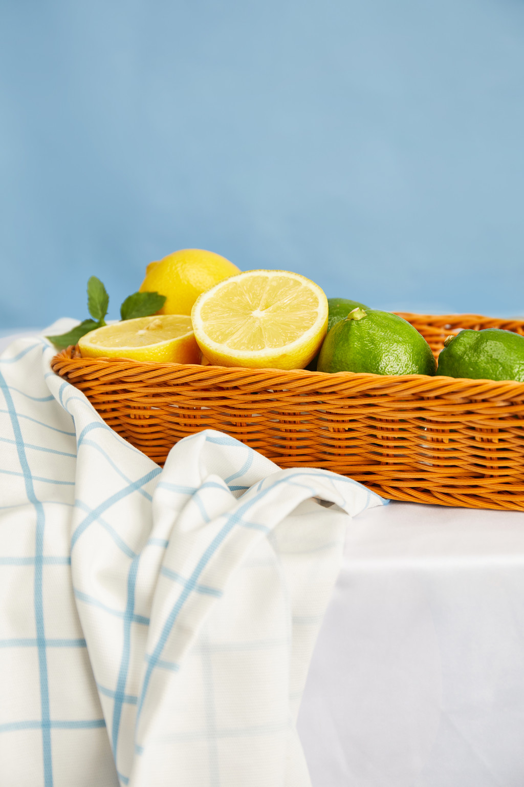 清新文艺水果美食背景图片