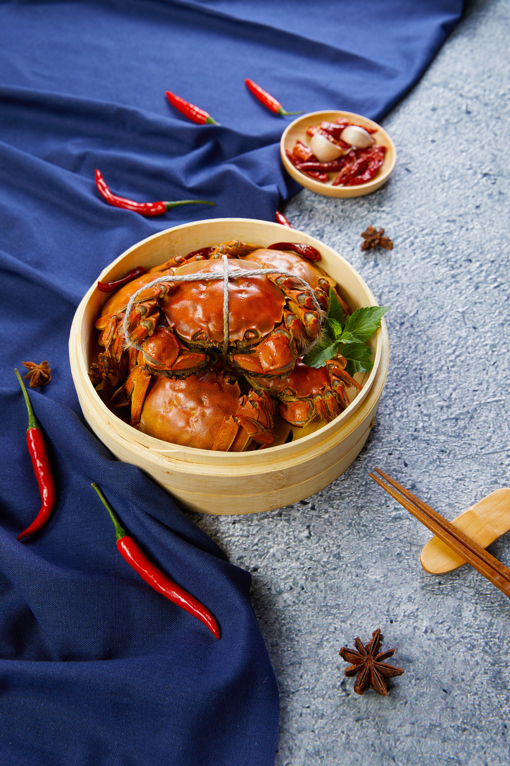 肥美大闸蟹美食背景图片