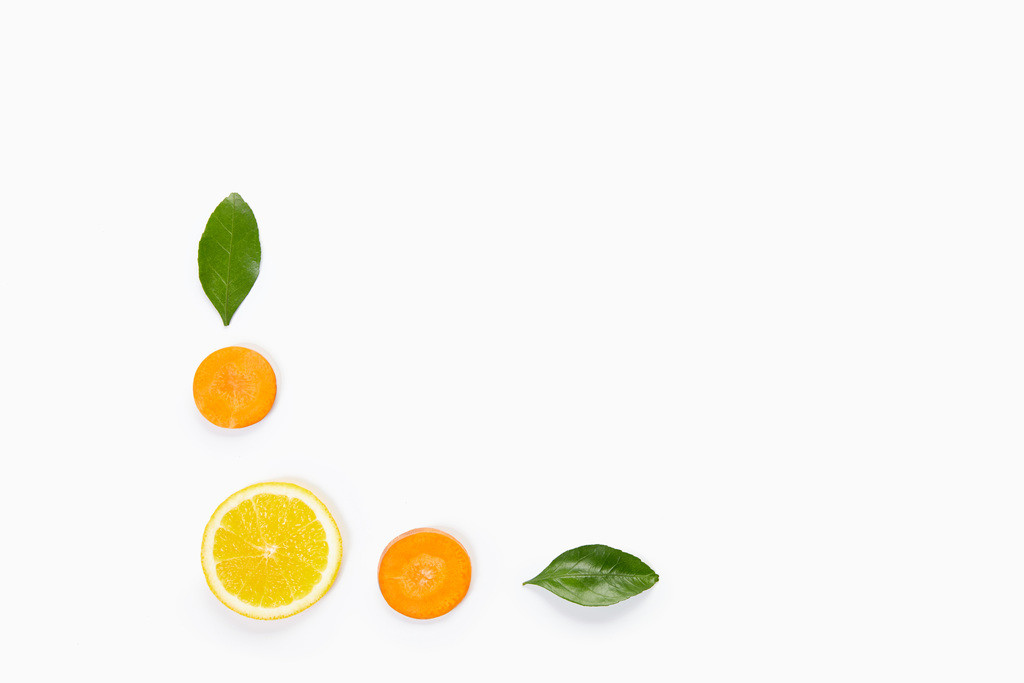 白底极简清新摆放果蔬背景图片