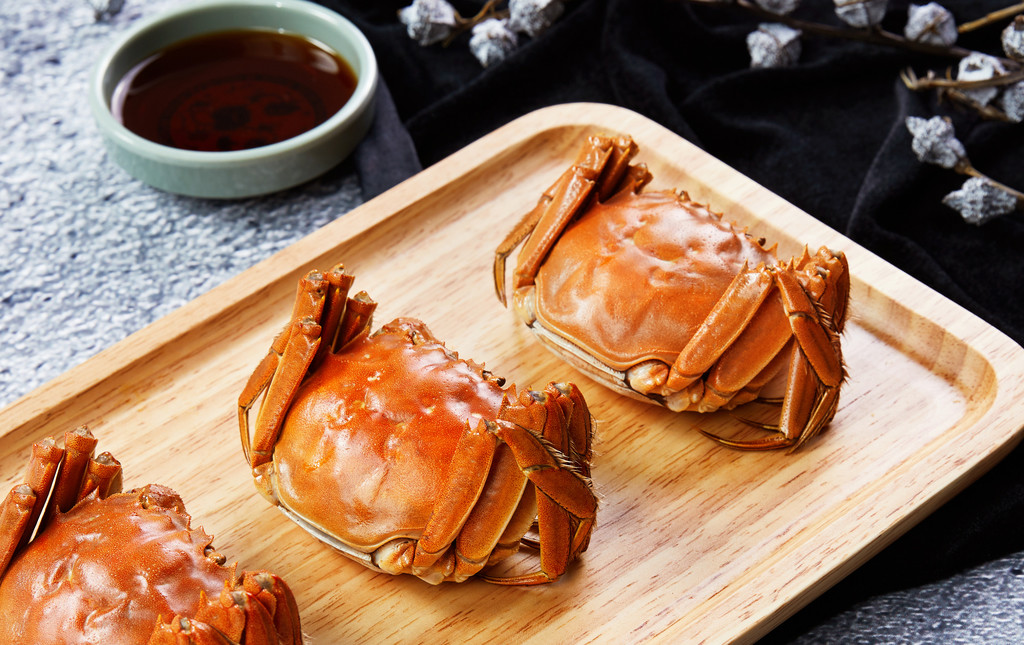 鲜美大闸蟹背景图片