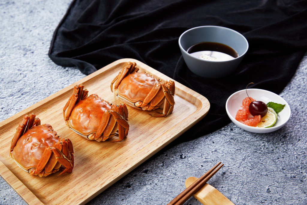 鲜美大闸蟹背景图片