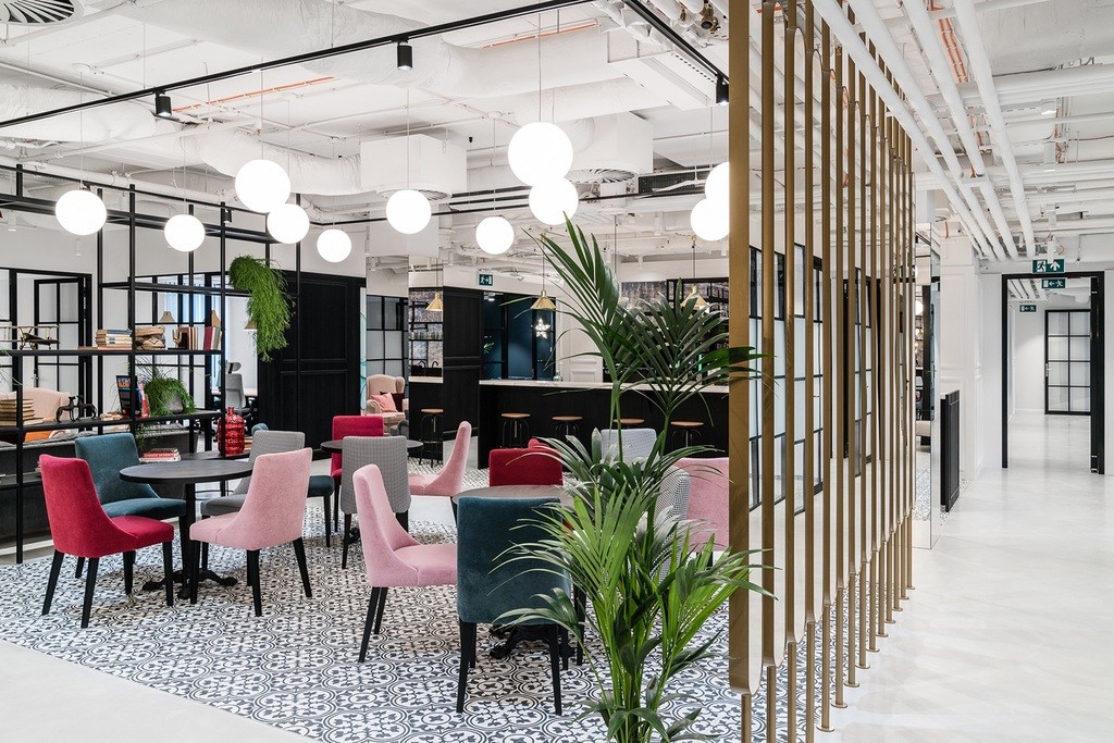 干净整洁商务办公室背景图片