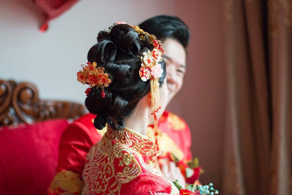 红色婚礼喜庆夫妻情侣结婚背景图片