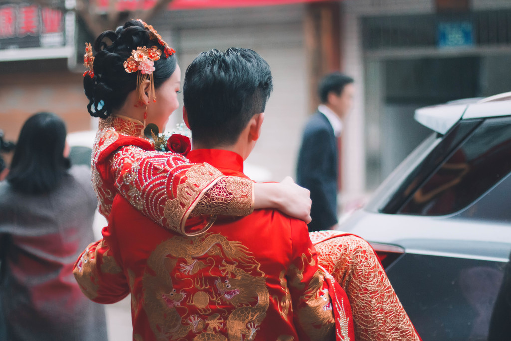 红色婚礼喜庆夫妻情侣结婚背景图片