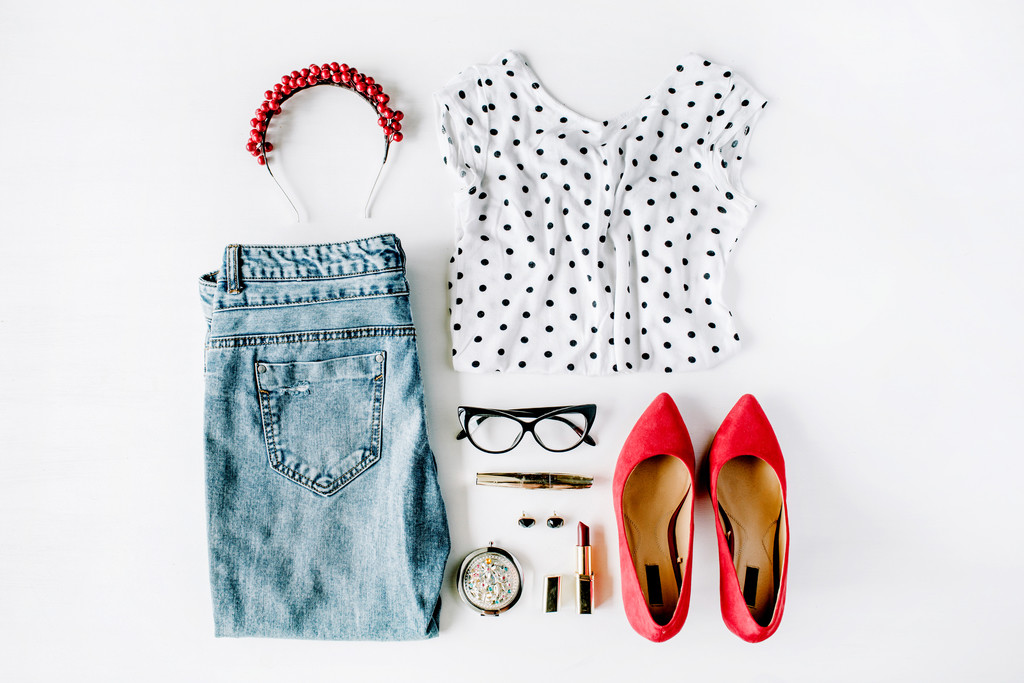 简约淡雅小清新女性时尚新媒体图片