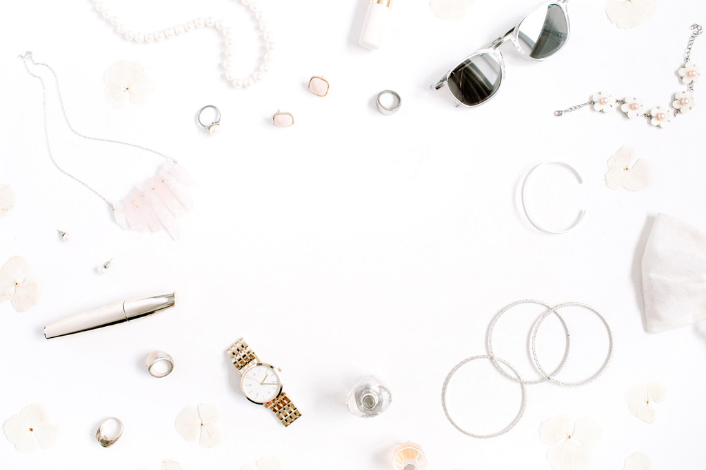 简约淡雅小清新女性时尚新媒体图片