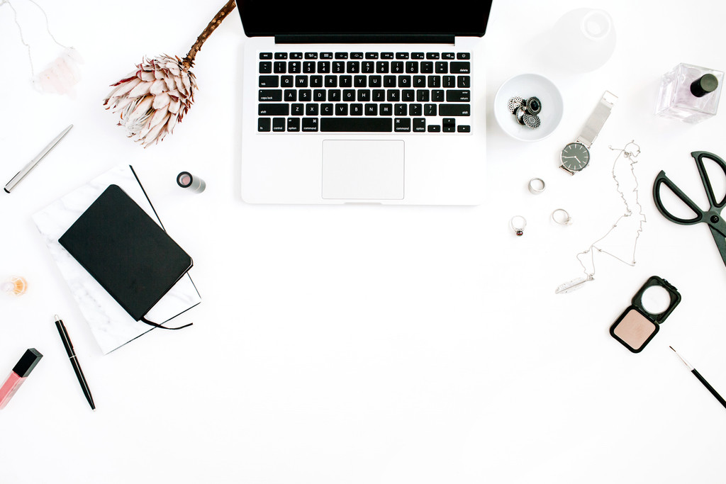 简约淡雅小清新女性时尚新媒体图片