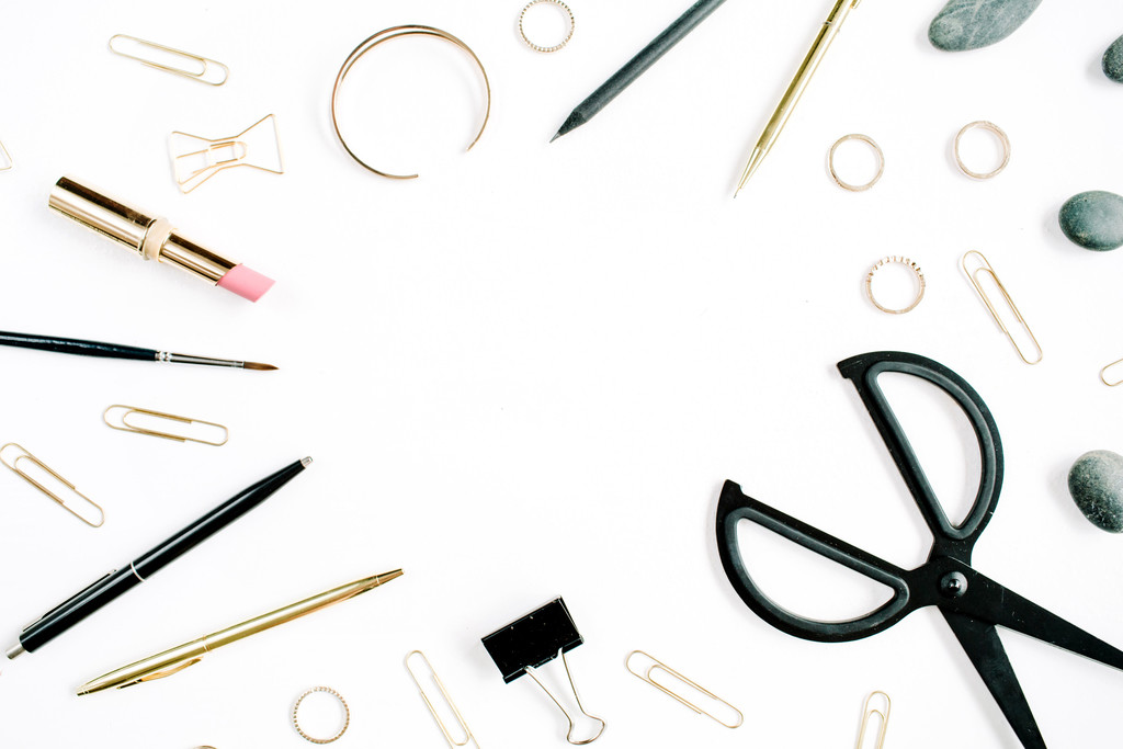 简约淡雅小清新女性时尚新媒体图片