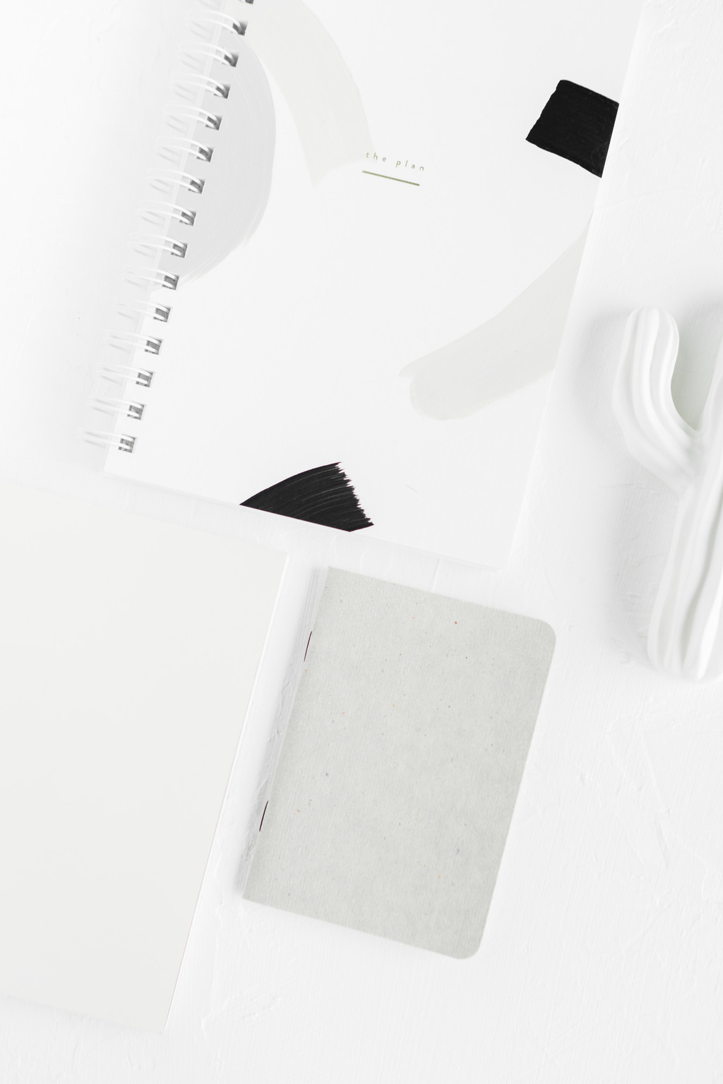 极简淡雅玫瑰花花朵背景图片