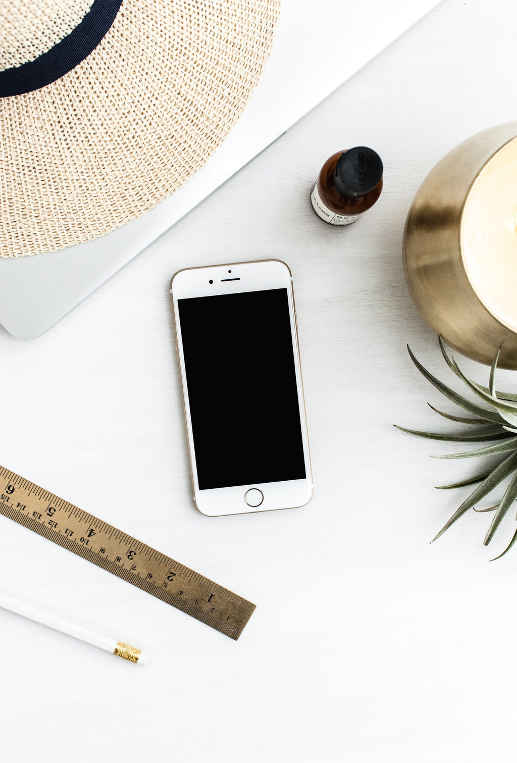 极简素雅背景图片