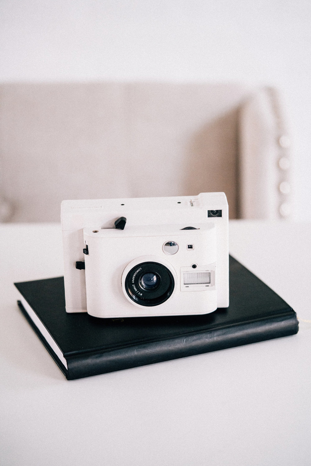 简约个性化办公桌工作台图片