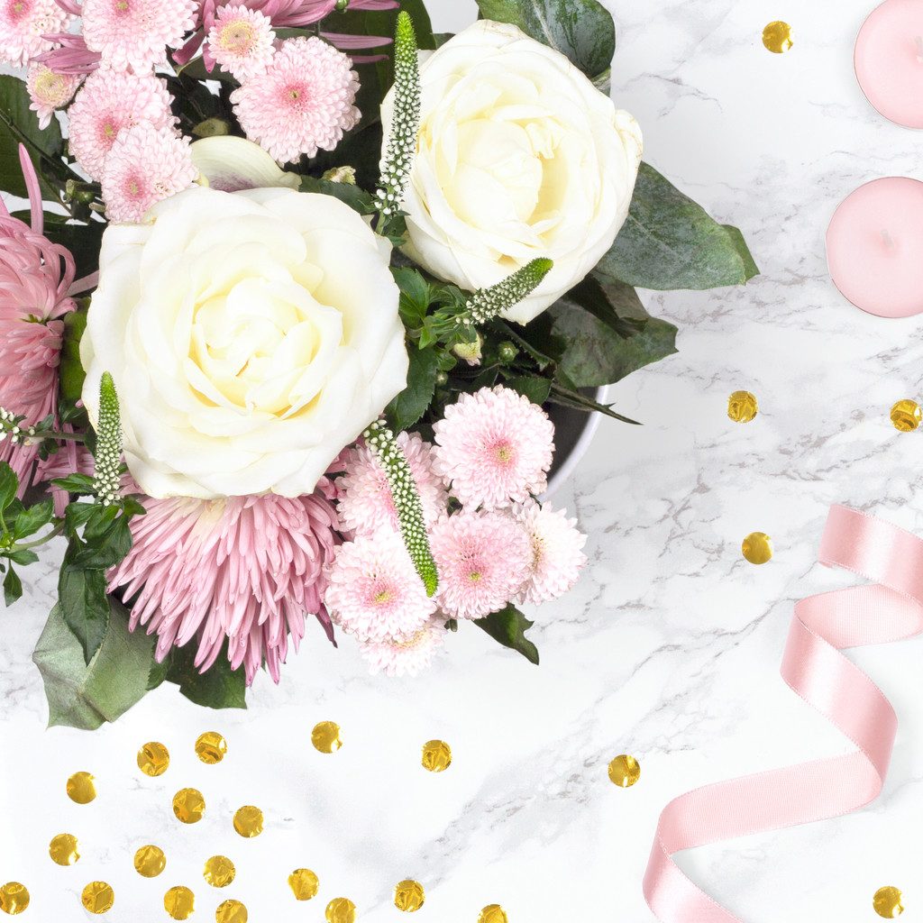 小清新粉色系花卉女性背景图片