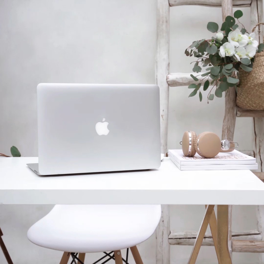 极简斯堪的纳维亚风格圣诞图片