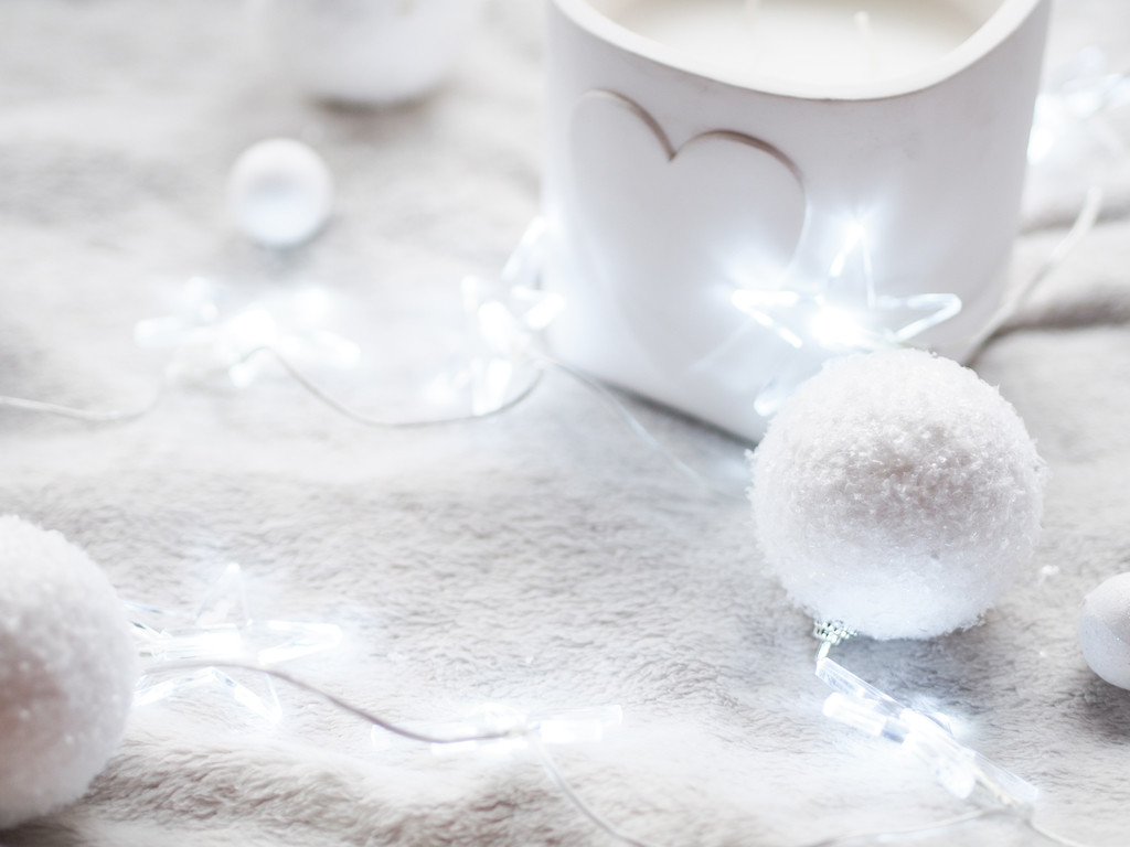 极简冬天新年圣诞节装饰背景图片