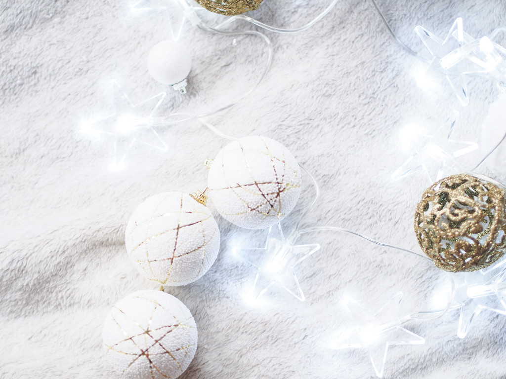 极简冬天新年圣诞节装饰背景图片