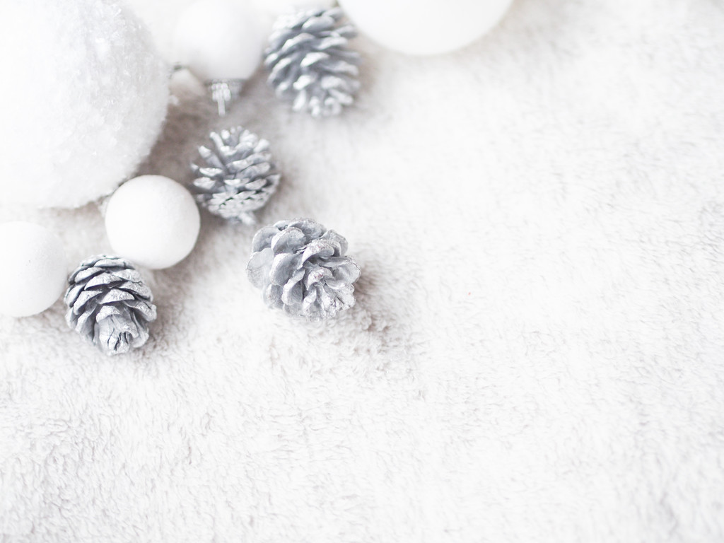 极简冬天新年圣诞节装饰背景图片