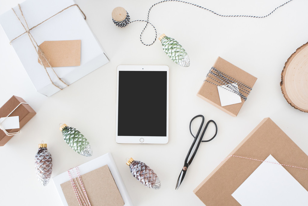 简约圣诞节装饰物品图片