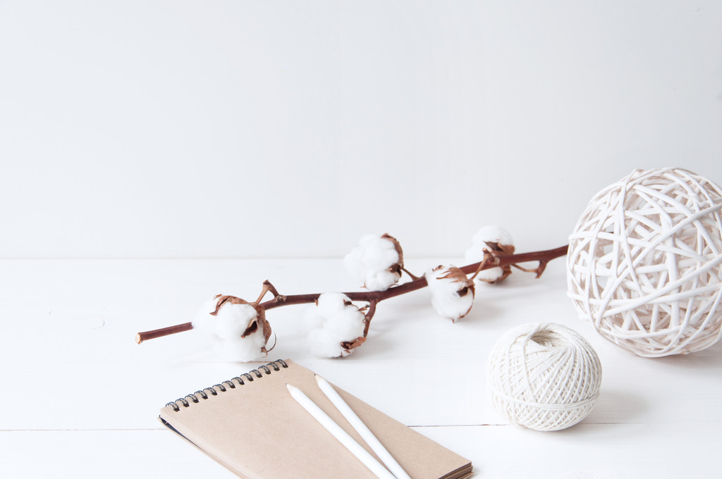 极简单色素雅背景图片