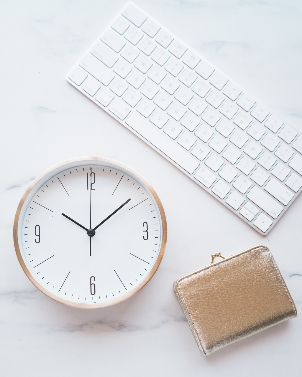 创意简约大理石纹理桌面工作台图片