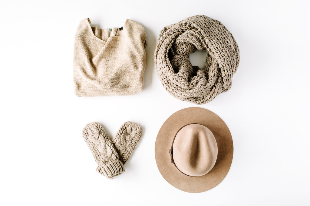 极简素雅温馨白色背景图片