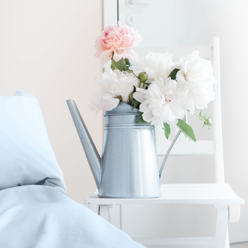 简约艺术感蓝色花卉图片