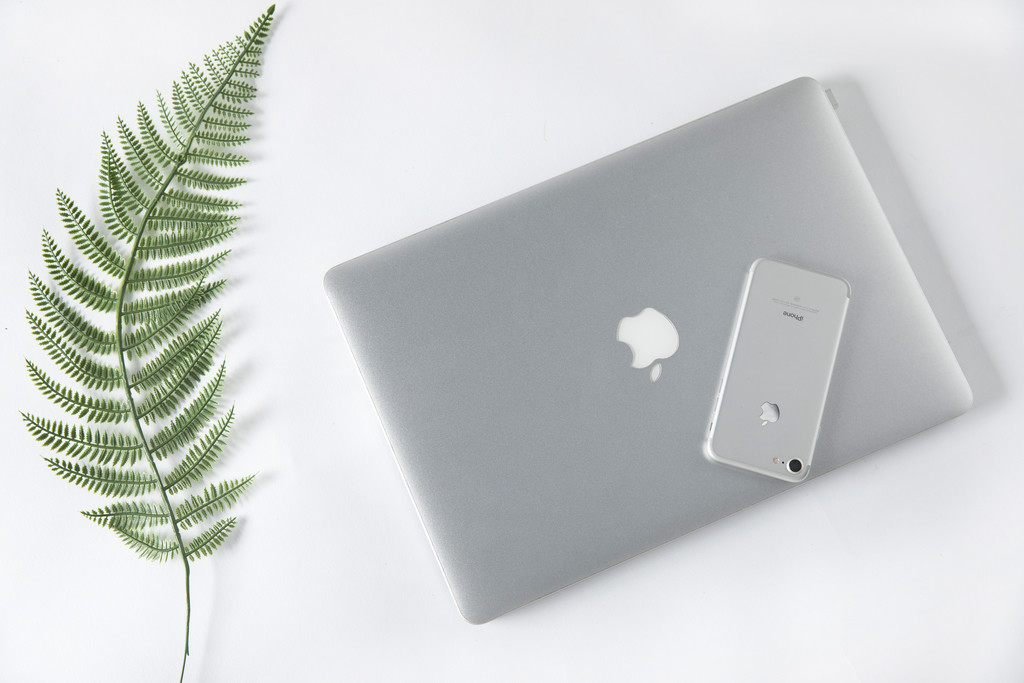 商务互联网办公桌笔记本背景图片