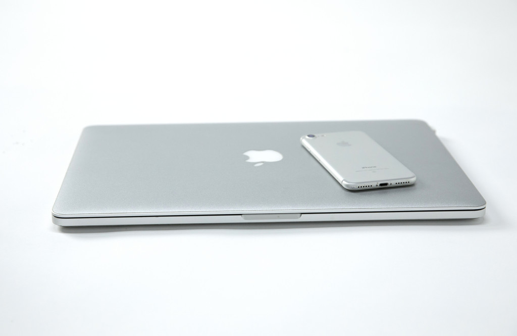 商务互联网办公桌笔记本背景图片