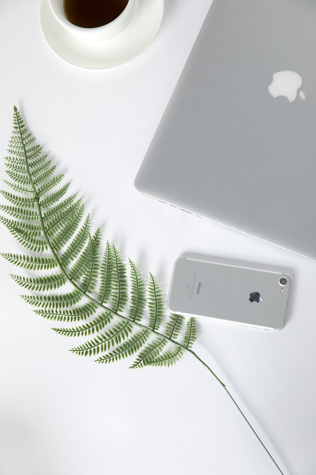 商务互联网办公桌笔记本背景图片