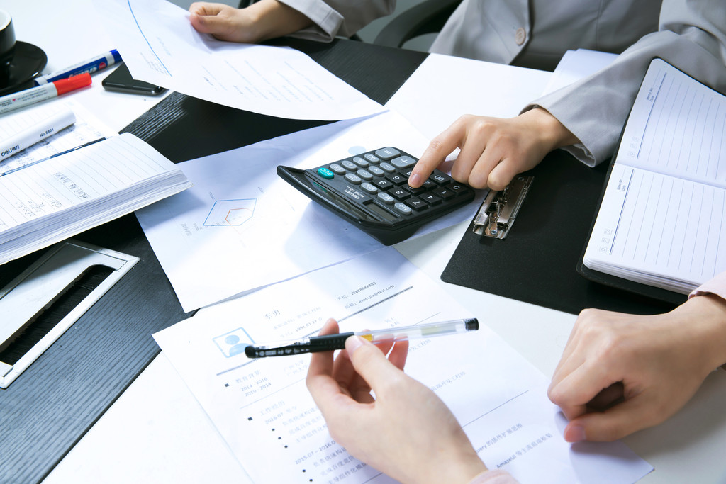 商务团队合作交流图片