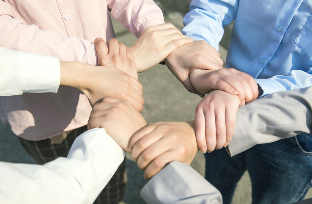 商务团队合作手势图片