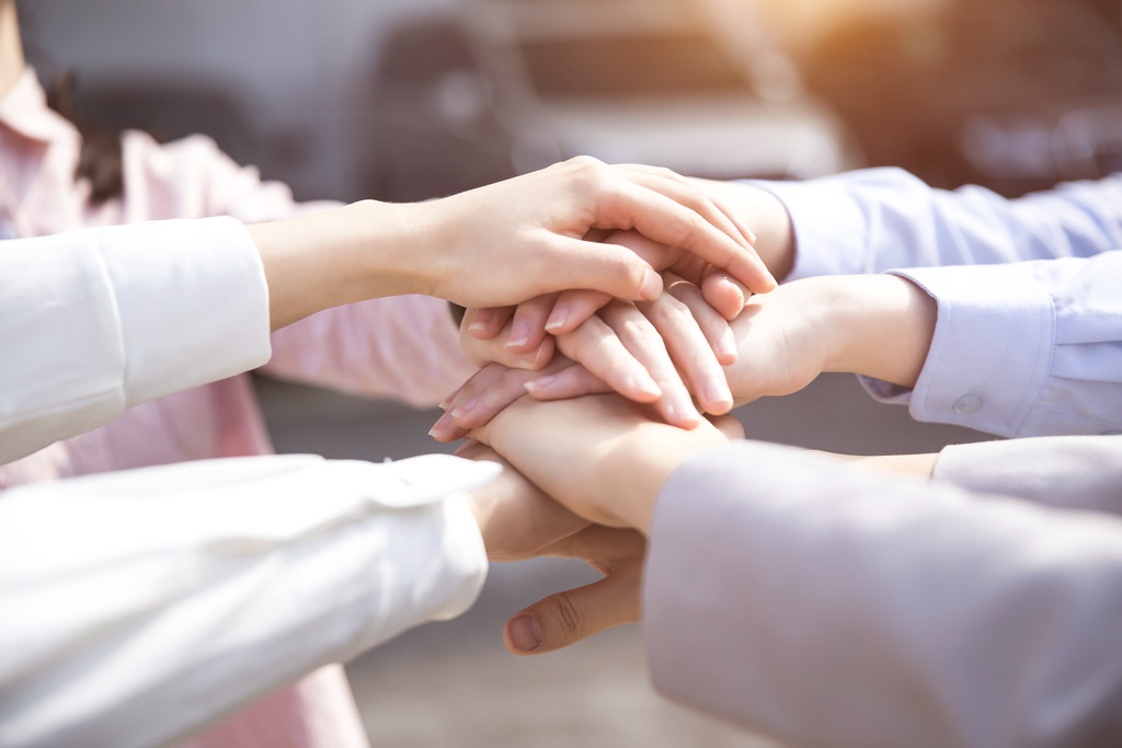 公司凝聚力  团队凝聚力  凝聚力商务团队合作手势图片