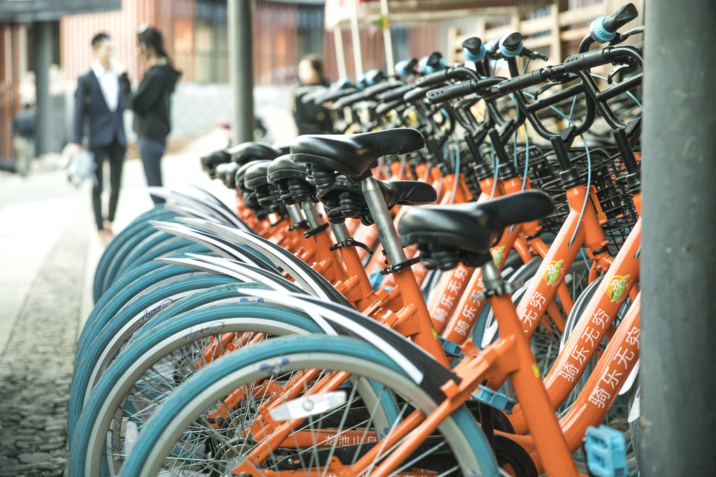 春游踏青自行车背景图片