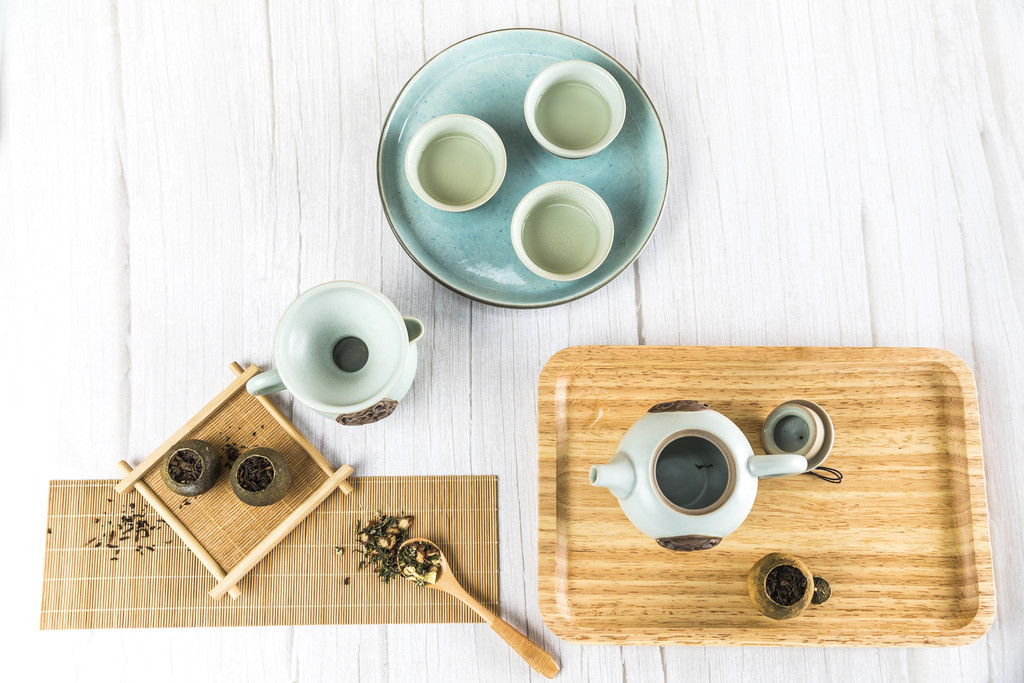 绿色春茶清新茶叶背景图片