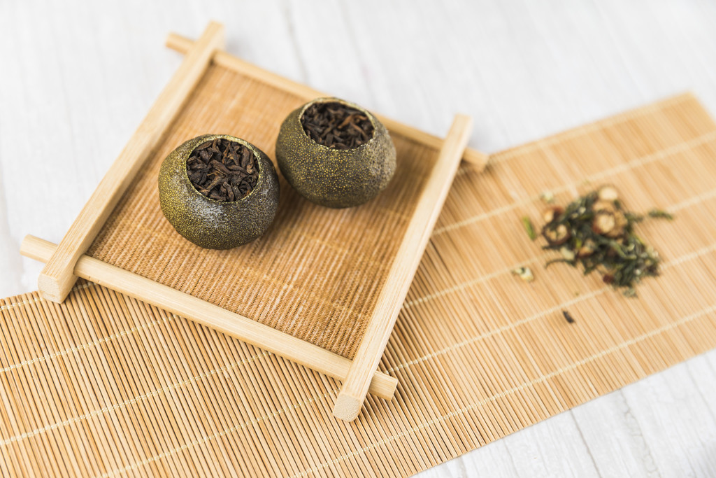 绿色春茶清新茶叶背景图片