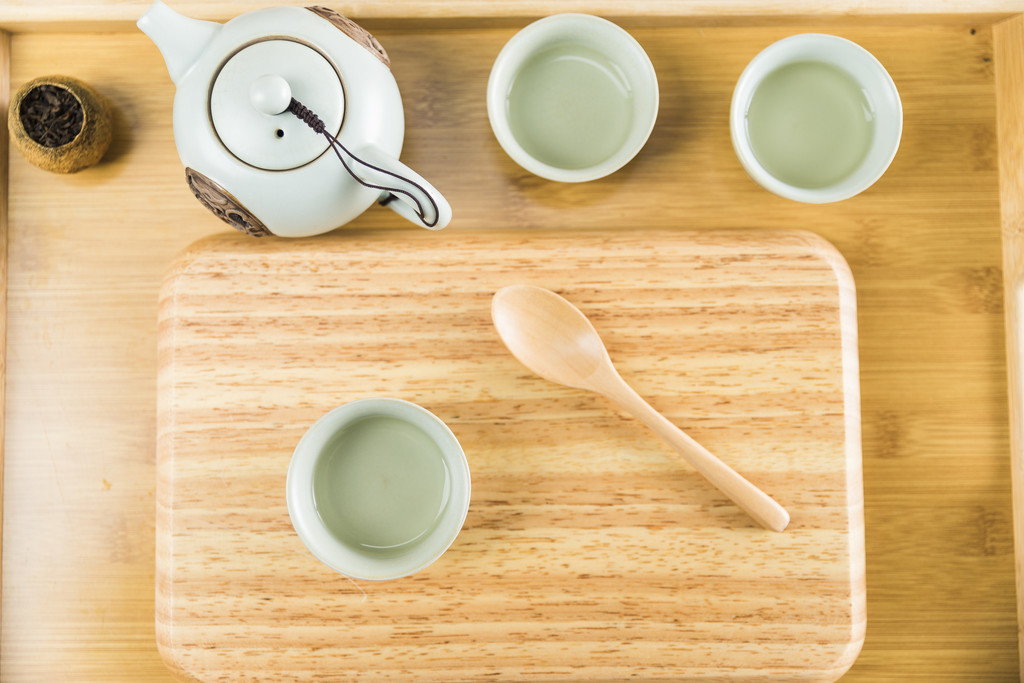 绿色春茶清新茶叶背景图片