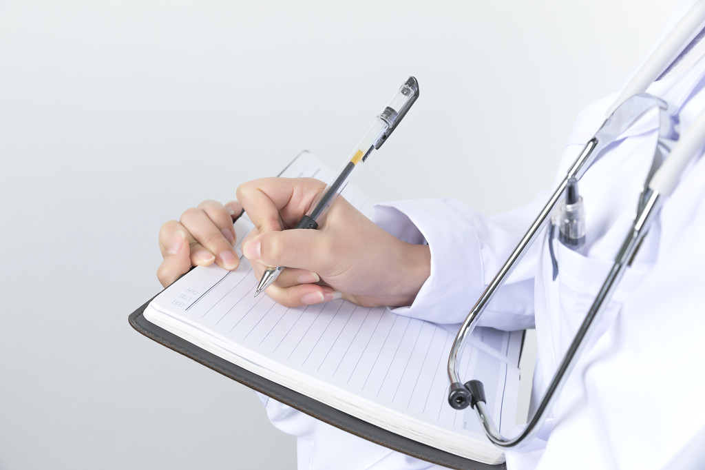 白色医疗医院医生