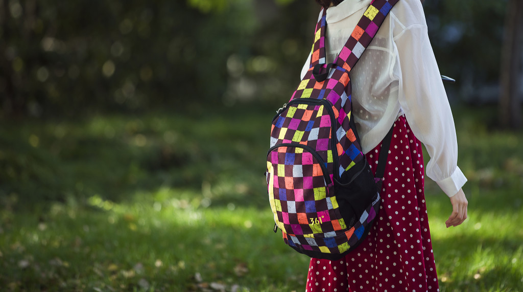 校园好朋友闺蜜交流图片