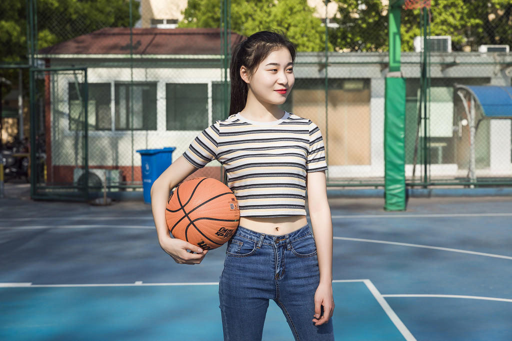 校园青春篮球宝贝图片