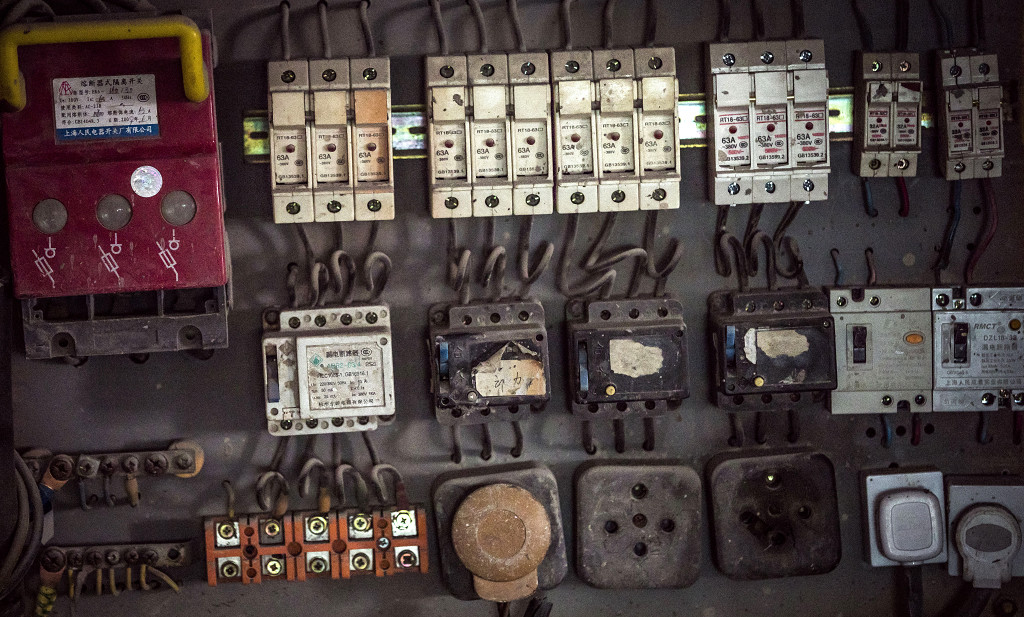 劳动节电表电闸图片