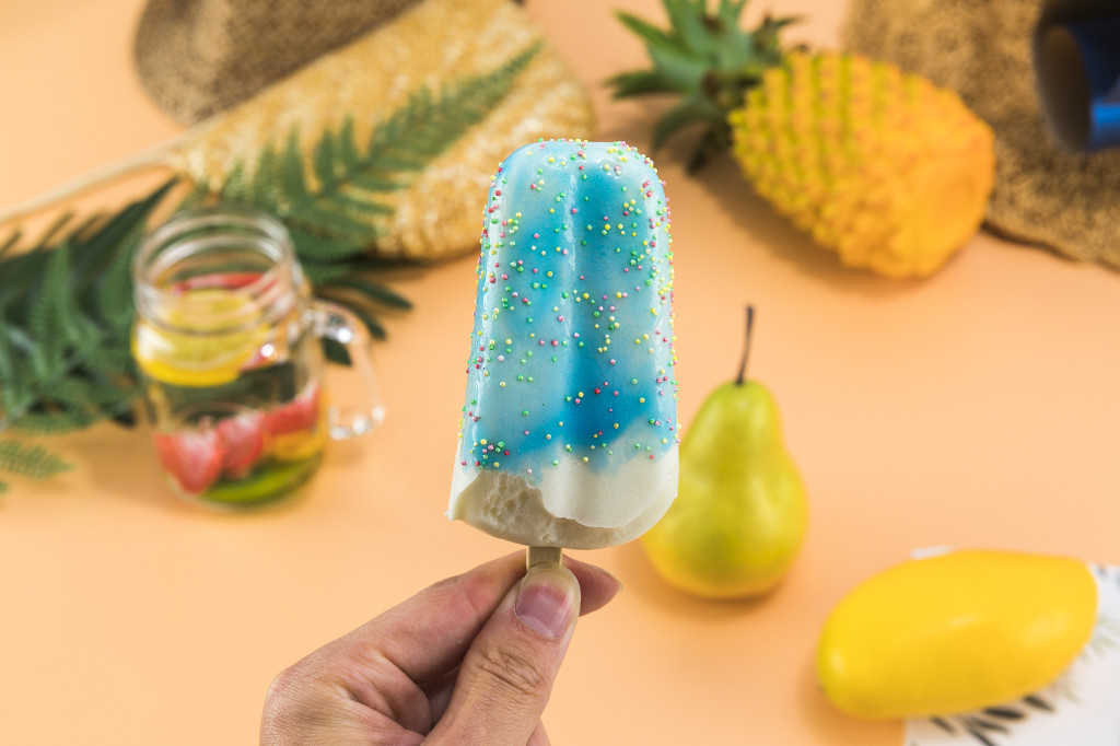 夏日清凉雪糕甜品冰淇淋图片