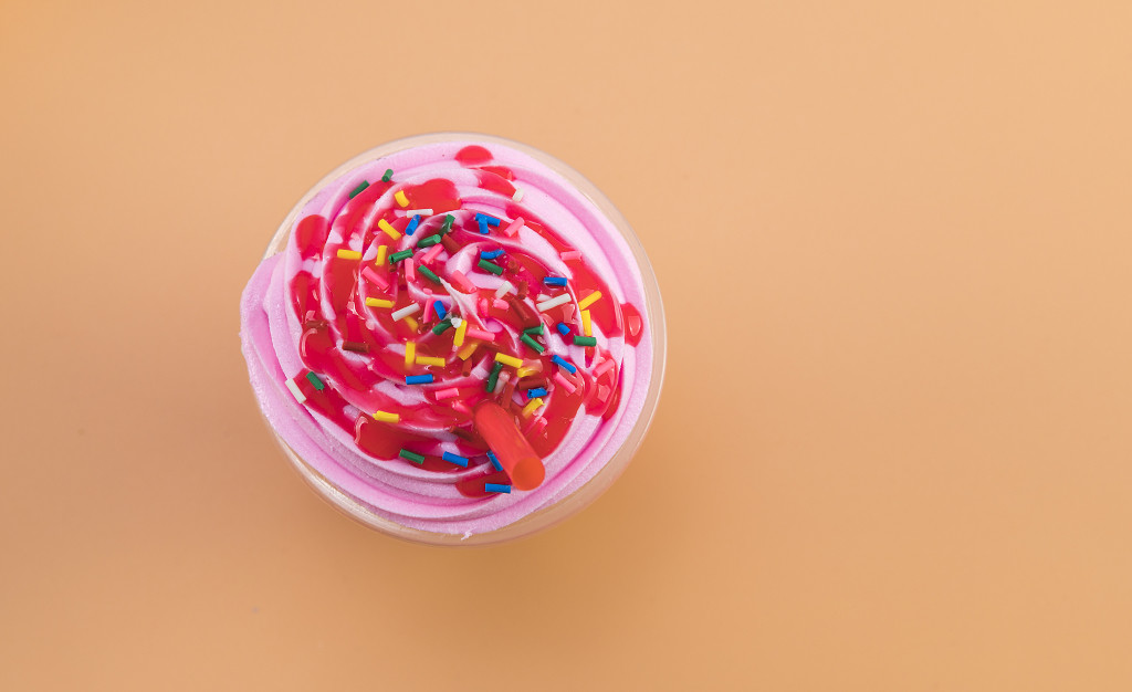 夏日清凉雪糕甜品冰淇淋图片