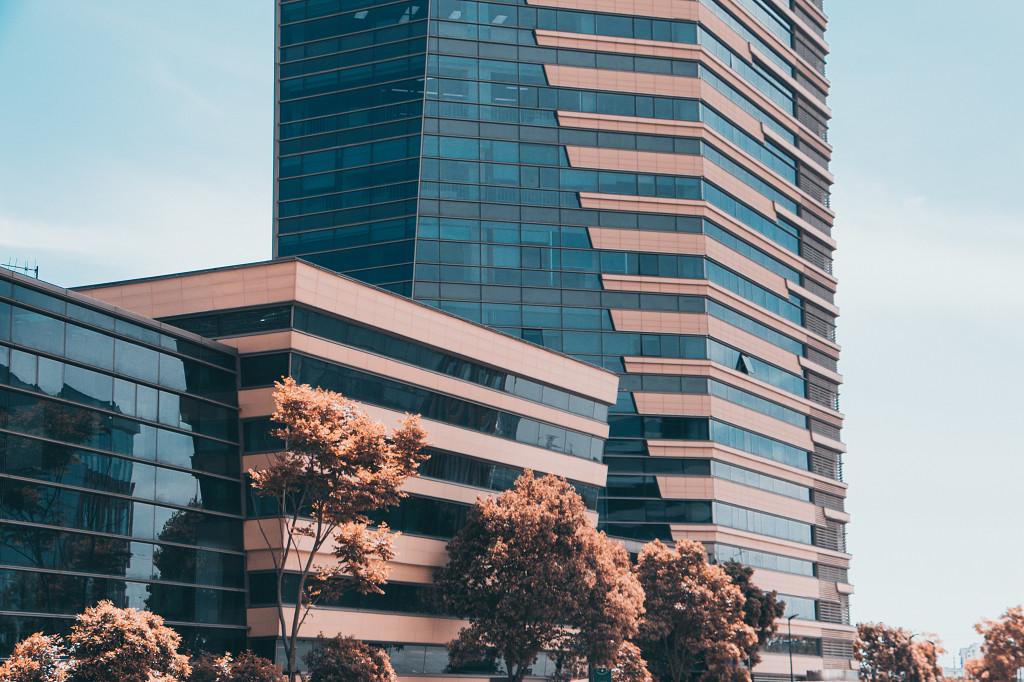 城市创业园区建筑大楼图片