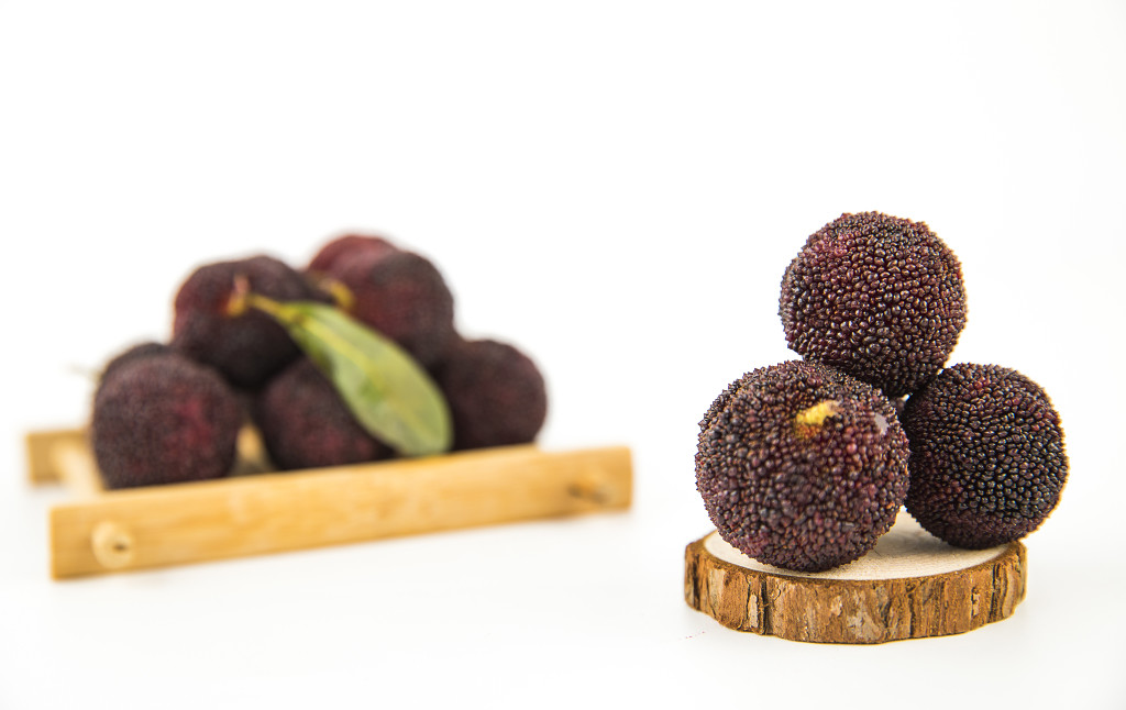 新鲜红色水果杨梅图片