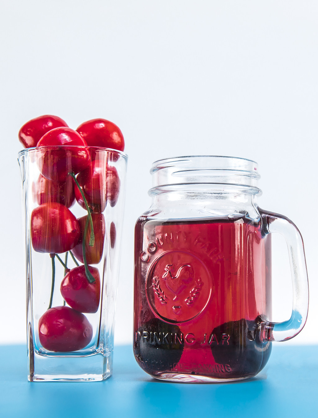 新鲜红色水果杨梅图片